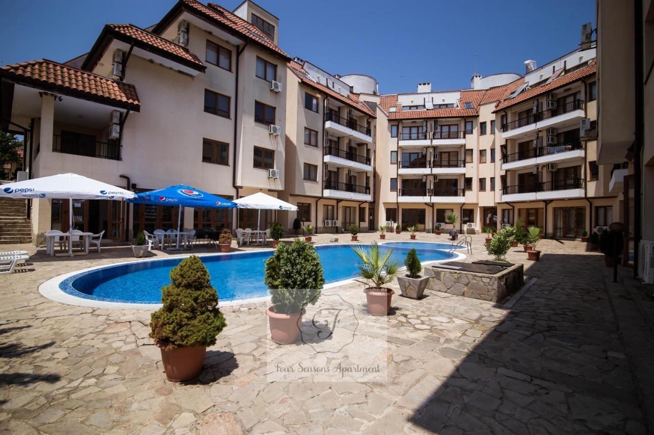Four Seasons Apartment - Oasis Beach Resort Bliznatsi Exterior photo